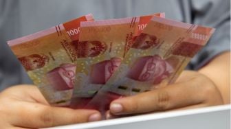 Daftar UMP 2025 Seluruh Indonesia, Resmi Berlaku Naik 6,5 Persen Sejak 1 Januari!