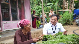 Kemenko PMK Anugerahi Penghargaan Atas Aksi Nyata PNM Percepat Penghapusan Kemiskinan Ekstrem