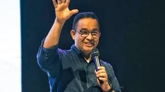 Anies Masih Pakai Jenis Huruf dari Program +Jakarta, Warganet: Konsisten Parah