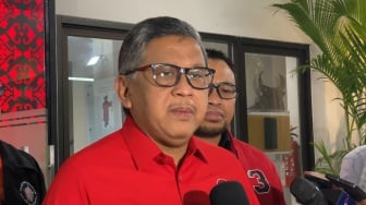 Jadi Tersangka KPK, Hasto Kristiyanto Disebut Masih Santai Jalani Tugas Kesekjenan di Markas PDIP