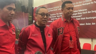 Perang Pernyataan! Jokowi Bantah Minta 3 Periode, PDIP: Emang Ada yang Percaya Selain Buzzer?