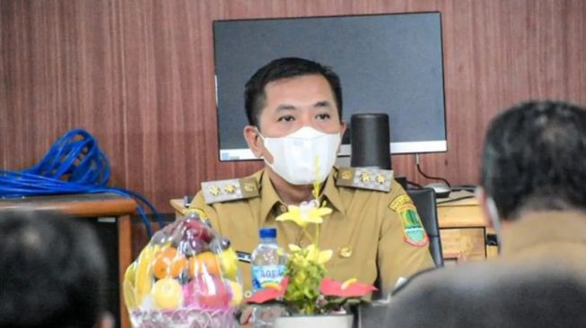 Lantik Aep Syaepuloh Jadi Bupati Karawang, Bey Machmudin Titip Pesan Soal Pemilu 2024