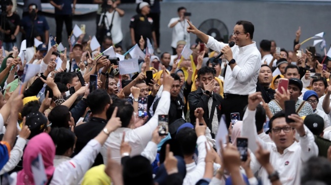 Diteriaki Presiden di Karawang, Anies Baswedan Kasih Pepatah Soal Batu Bara dan Permata