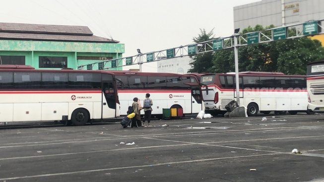 Jelang Libur Tahun Baru 2024: Begini Kondisi Terminal Bekasi, Arus Balik Natal 2023 Masih Landai [Suara.com/Mae Harsa]